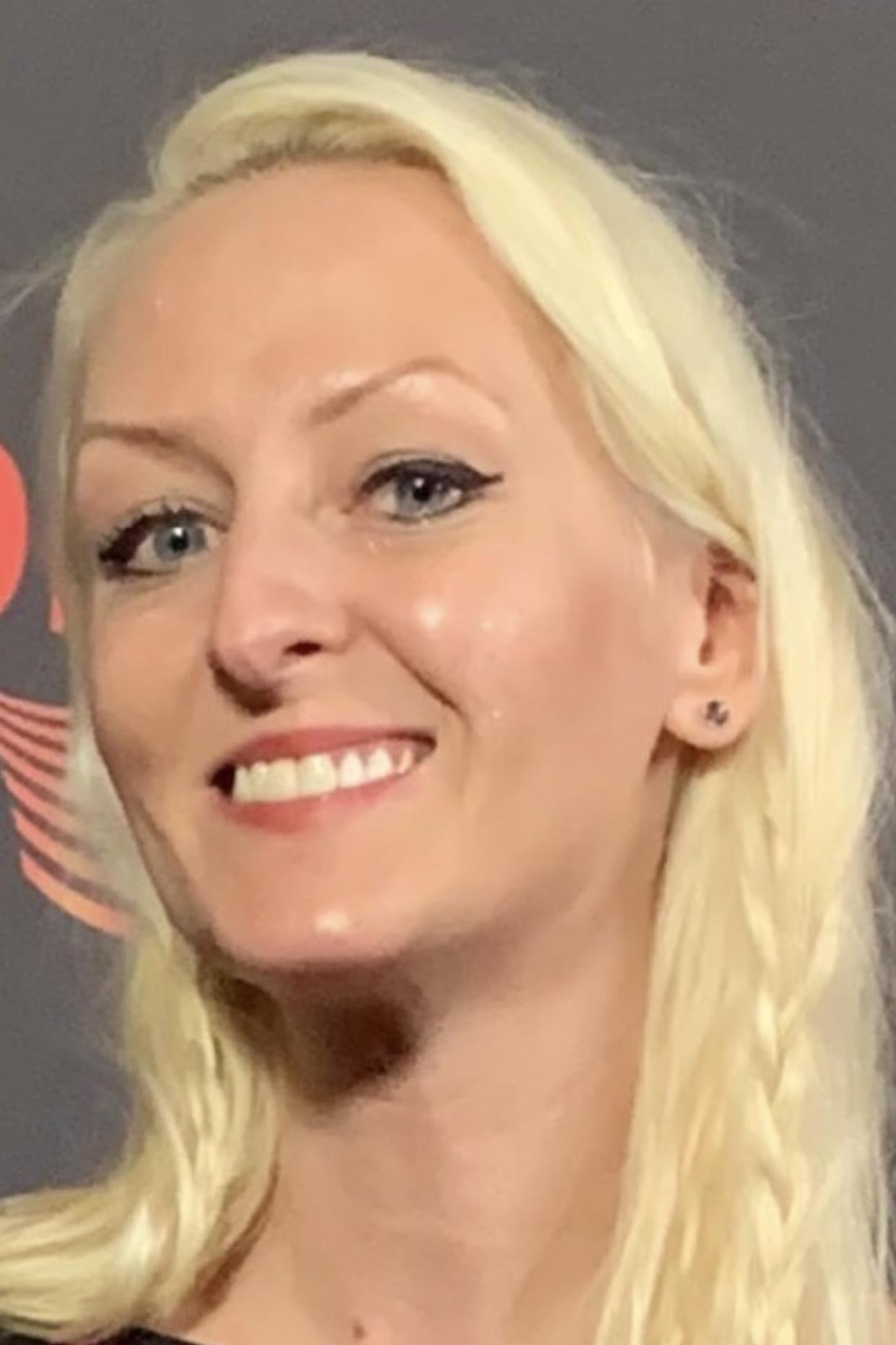 Синди Мазур