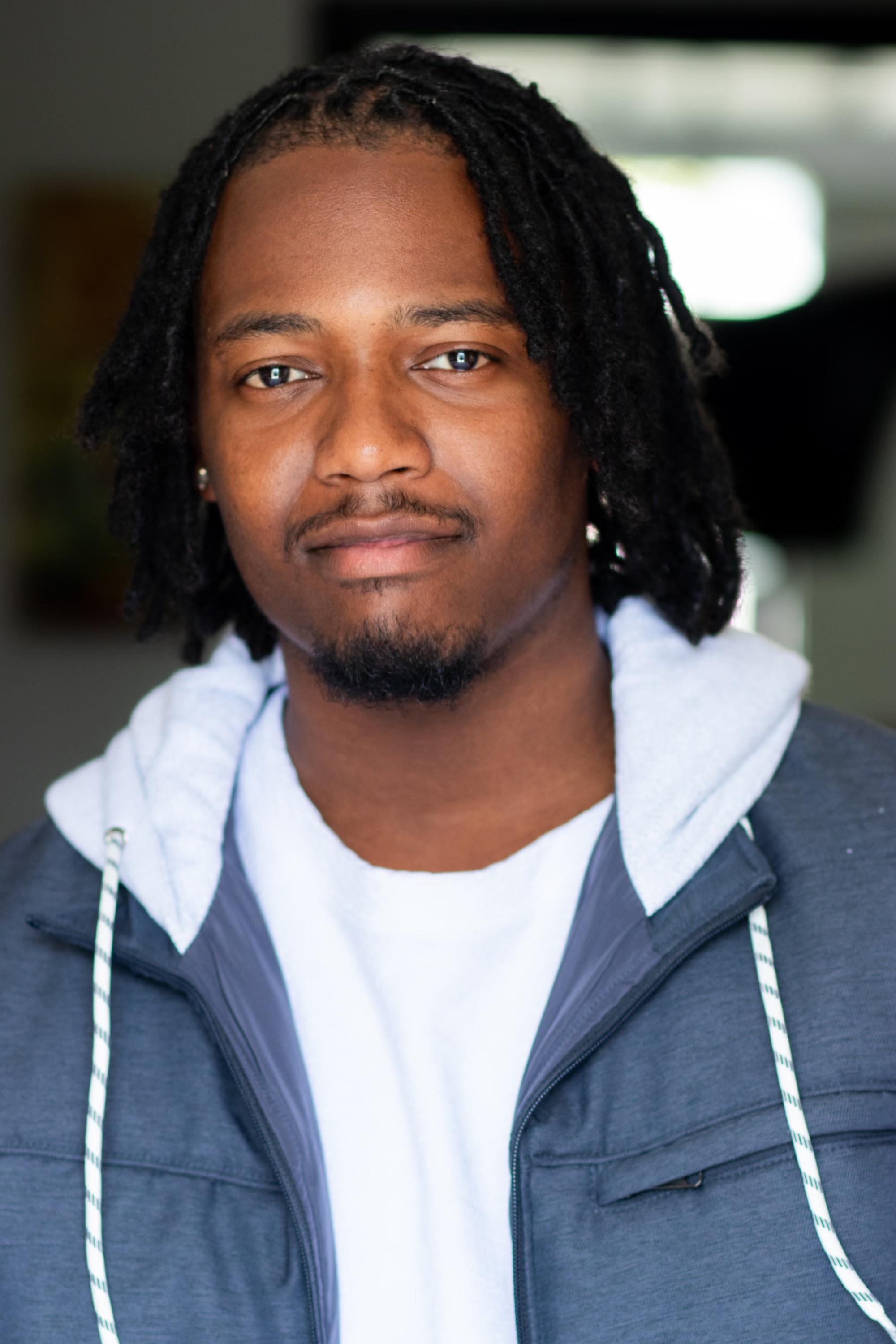 Льюис Хайнс