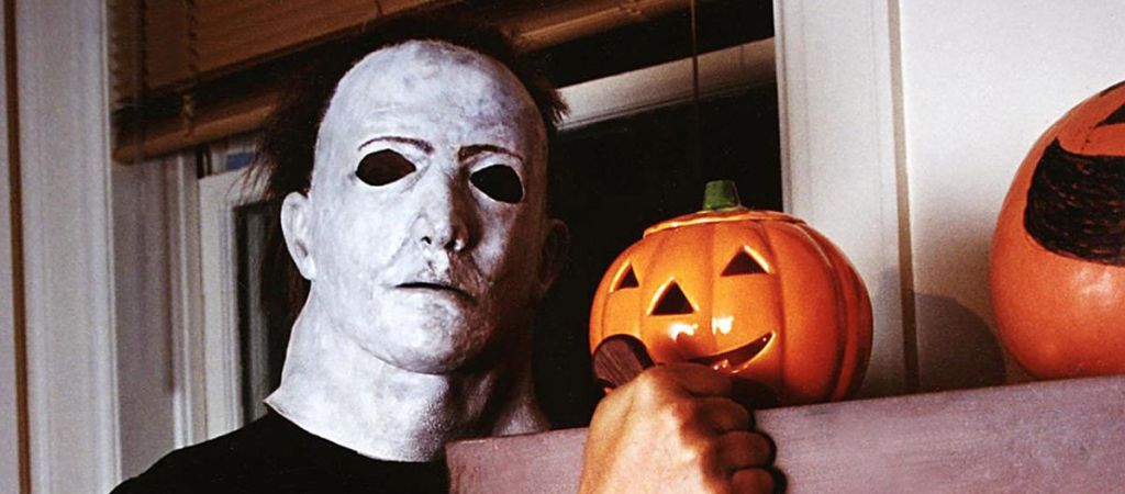 Рейтинг всех фильмов франшизы «Хэллоуин» по количеству убийств — от случайных жертв Майкла Майерса до кровавой резни в Хэддонфилде