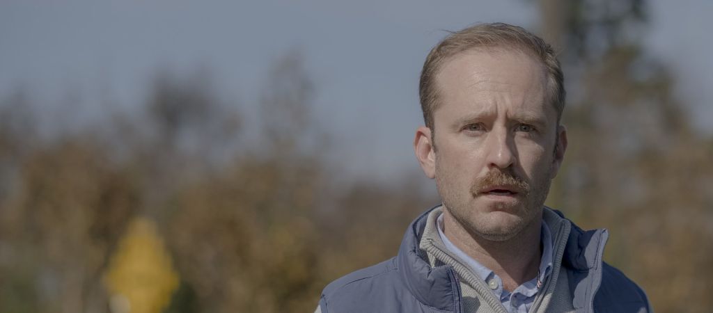 Рецензия на фильм «Крутой поворот» — тихий триллер об одержимости автокатастрофами 