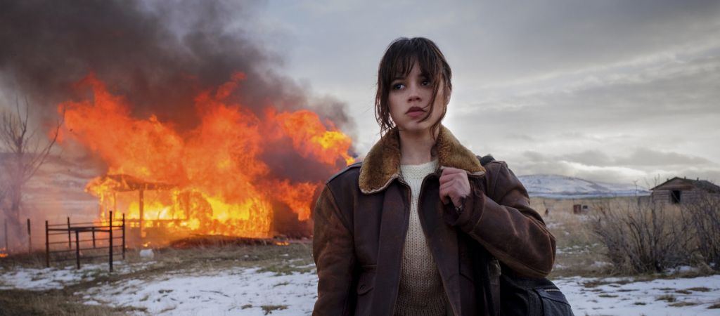 Что смотреть дома в июне? 8 онлайн-премьер месяца