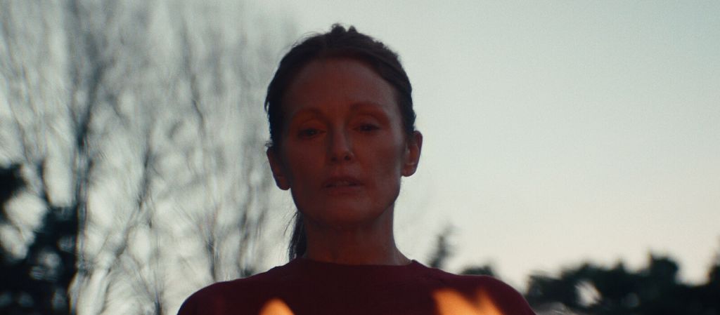 Рецензия на фильм «Долина Эхо» — усыпляющий триллер с Джулианной Мур и Сидни Суини 