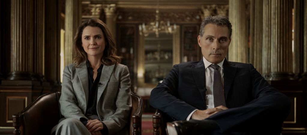 Рецензия на третий сезон сериала «Дипломатка»: Кери Рассел снова спасает мир 