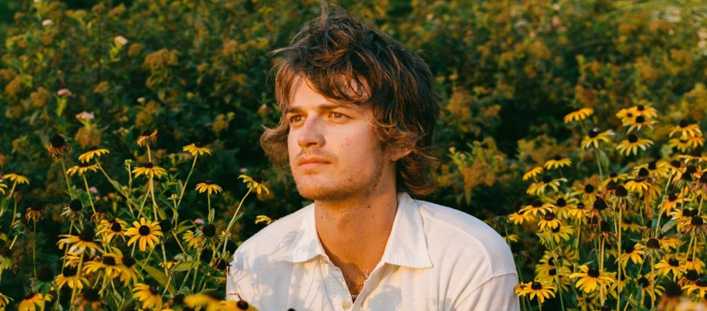 Тайная жизнь Джо Кири — Стива из «Очень странных дел», звезды инди-кино и «Тик-Тока»