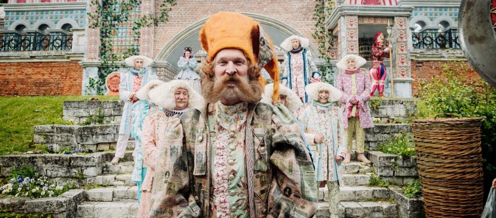 Рецензия на фильм «Летучий корабль»: пристегните ремни для аварийной посадки