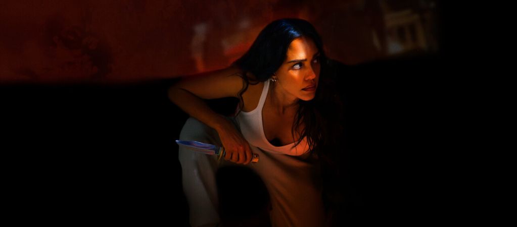 Рецензия на фильм «Не для слабонервных» – неудачный боевик о мести с Джессикой Альбой