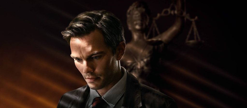 Рецензия на фильм «Присяжный № 2»: анатомия падения от Клинта Иствуда 