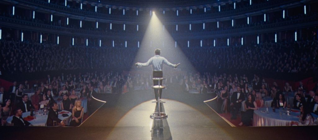 Рецензия на фильм «Быть лучше: История Робби Уильямса» — байопик с CGI-обезьяной в главной роли