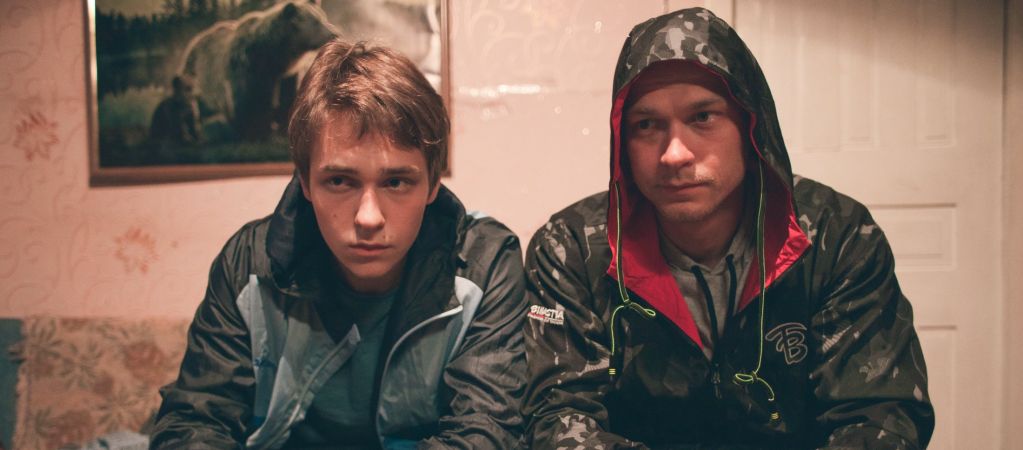 Золото дураков: рецензия на триллер «Кончится лето» с Юрой Борисовым и Макаром Хлебниковым