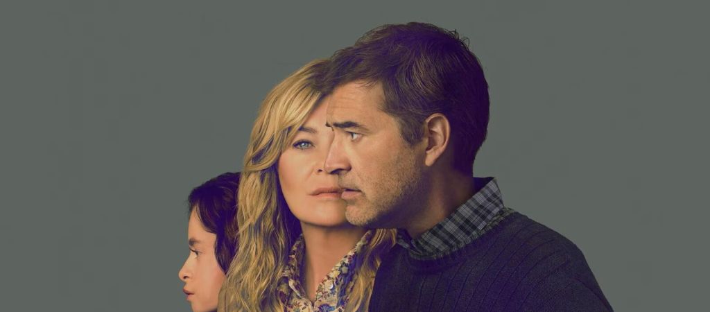Он сказал, она сказала: рецензия на мини-сериал «Хорошая американская семья», основанный на реальных событиях