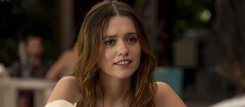 Знакомьтесь, звезда «Белого лотоса» Эйми Лу Вуд — девушка с незабываемой улыбкой