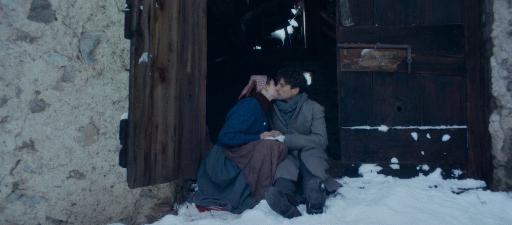 Рецензия на фильм «Горная невеста» — нежную драму о взрослении в маленькой деревушке