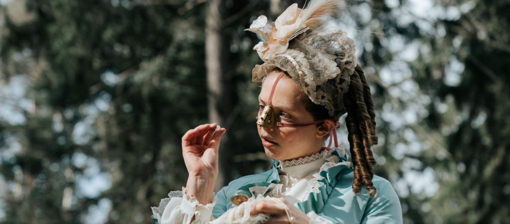 Сказка ложь, да в ней намек: рецензия на норвежский боди-хоррор «Гадкая сестра»