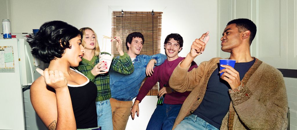 Рецензия на сериал «Взрослые» — очаровательную зумер-версию «Друзей»