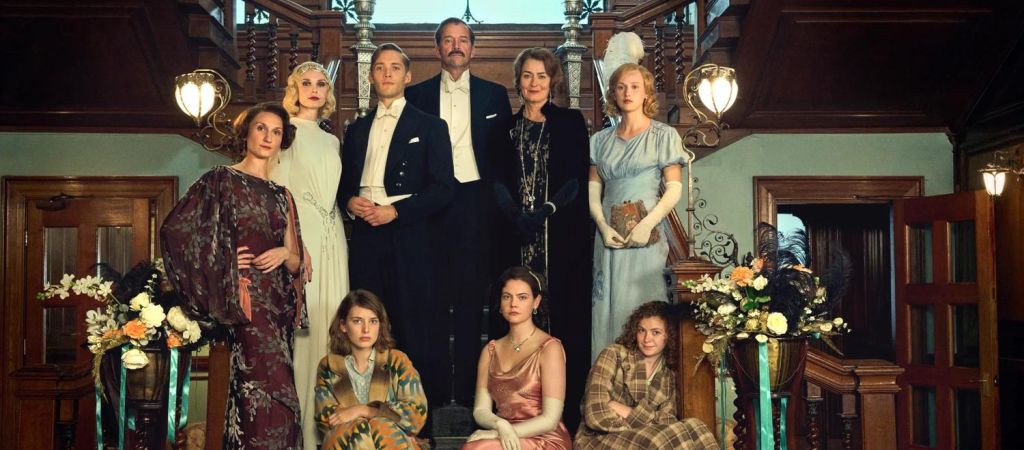 Рецензия на сериал «Возмутительные»: сестры-аристократки наводят суету