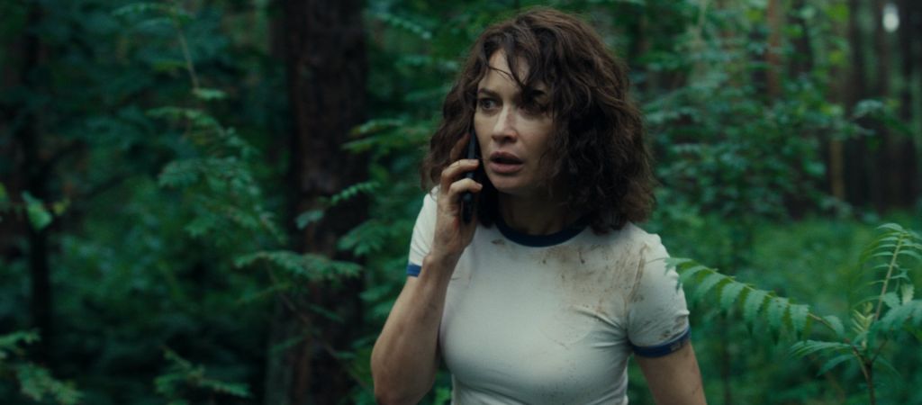 Страх, ложь и видео: рецензия на фильм «Другой» — камерный хоррор о доме с секретами 