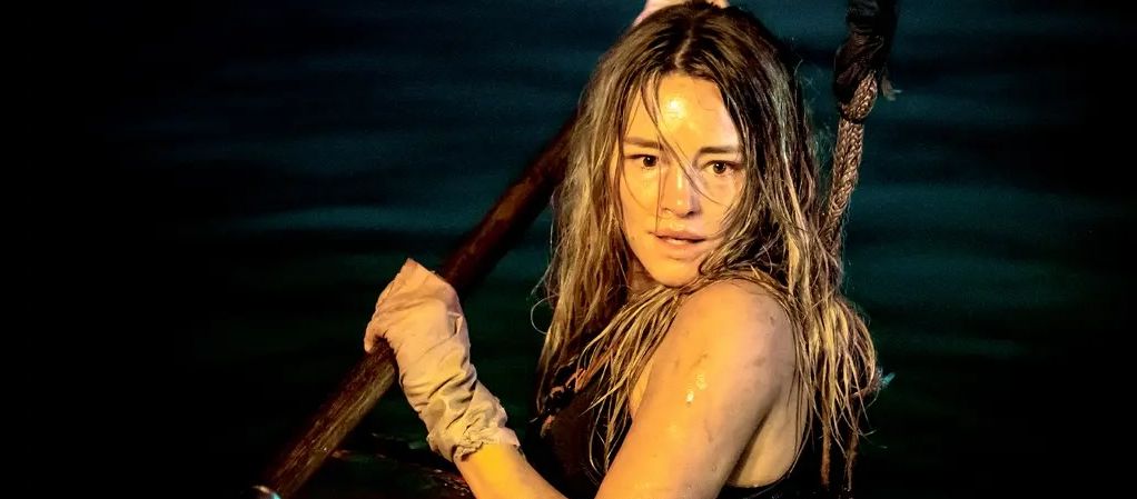 Рецензия на фильм «Хищные твари» — романтический хоррор о любви к серфингу и акулам 