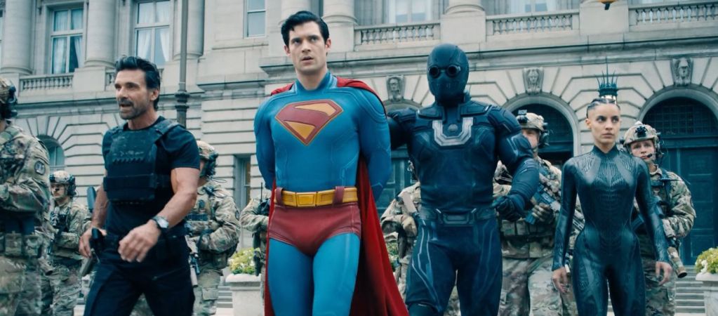 Что смотреть дома в августе?