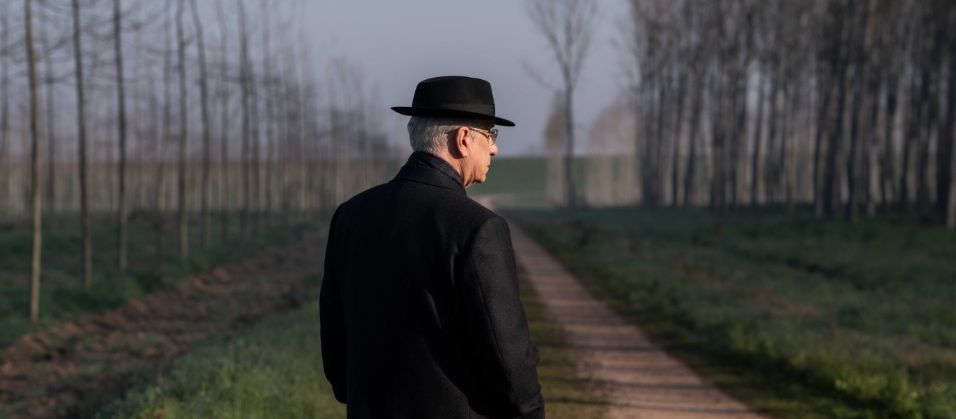 Венеция’2025: рецензия на фильм La Grazia — маленькие бумерские радости от Паоло Соррентино