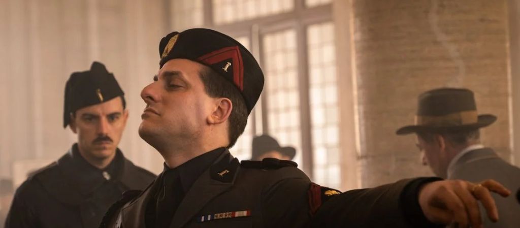 Рецензия на сериал «М. Сын века» — страшную историческую драму о зарождении фашизма от Джо Райта