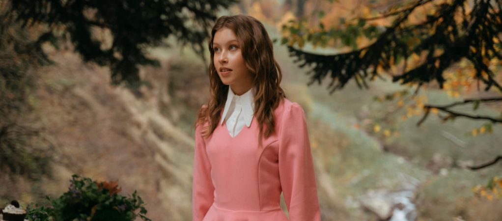 Рецензия на фильм «Алиса в Стране чудес» — музыкальное фэнтези с Анной Пересильд