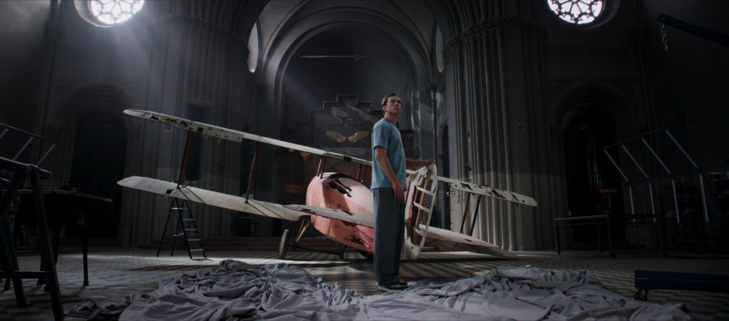 Мне бы в небо: почему «Авиатор» — разочаровывающая экранизация романа Водолазкина?