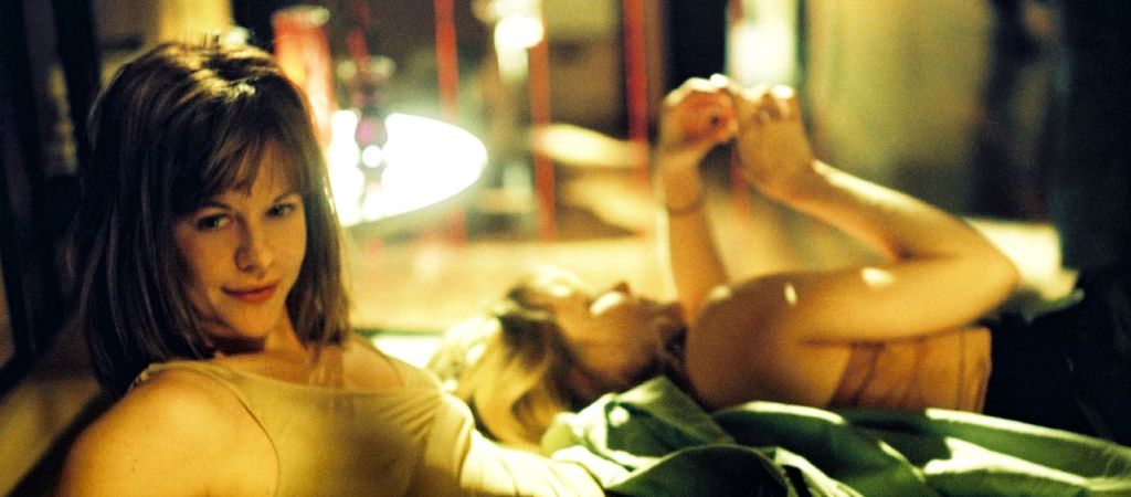 Что посмотреть? Оля Смолина советует эротический триллер «Тёмная сторона страсти»