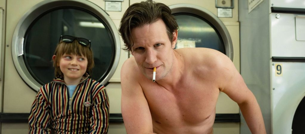 Рецензия на мини-сериал «Смерть Банни Манро» — черную комедию о трагичной жизни сексоголика