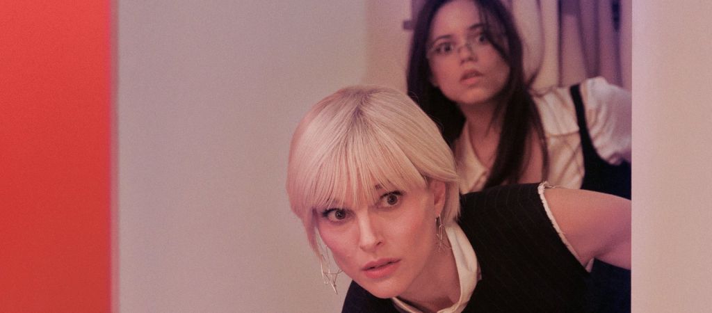 «Сандэнс»-2026: Рецензия на фильм «Галеристка» с Натали Портман и Дженной Ортегой