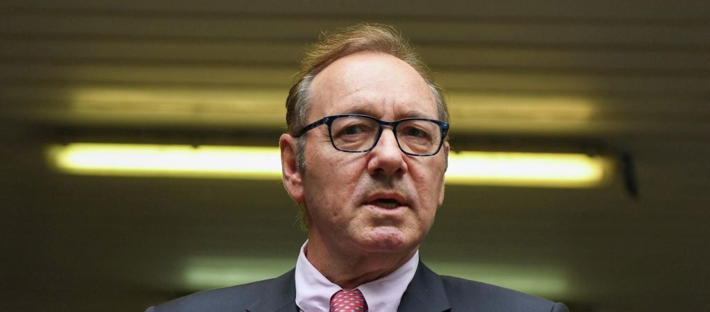 Кевин Спейси стал бездомным из-за судебных исков