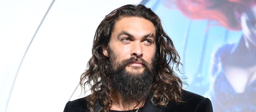 Автор «Сынов анархии» снимет сериал с Джейсоном Момоа