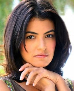 Николь Тубиола