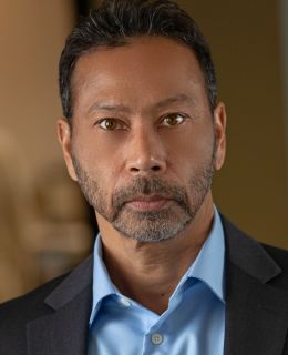 Луис Антонио