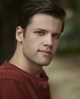 Тай Фэннинг