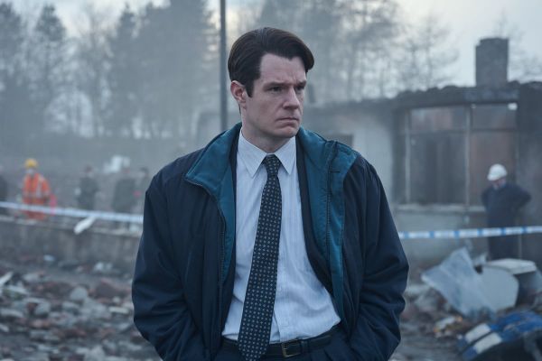 Небо над Локерби: рецензия на мини-сериал «Взрыв на борту Pan Am 103» с Коннором Суинделлсом