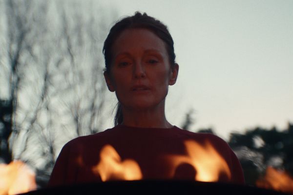 Рецензия на фильм «Долина Эхо» — усыпляющий триллер с Джулианной Мур и Сидни Суини