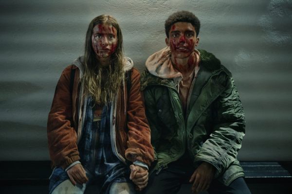 «Уэнздей» и еще 5 фэнтези-сериалов о подростках, ведьмах, вампирах и феях 