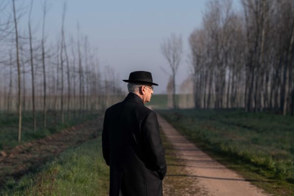Венеция’2025: рецензия на фильм La Grazia — маленькие бумерские радости от Паоло Соррентино