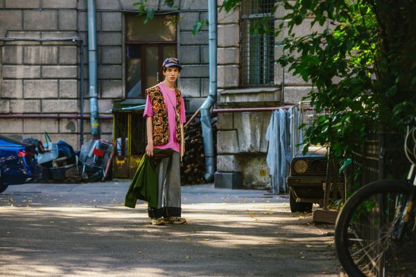 Рецензия на фильм «Ганди молчал по субботам»: мытарства Мота