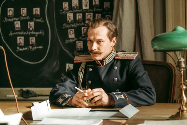 Рецензия на сериал «Хроники русской революции» — путешествие в страну невыученных уроков о русской революции