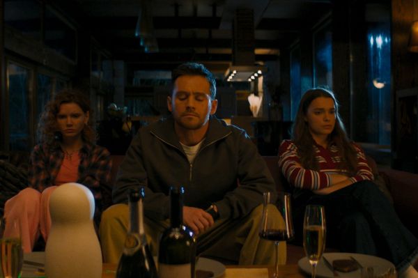 Сыграем в одну игру? Рецензия на триллер «Голосовой помощник», который может вас удивить