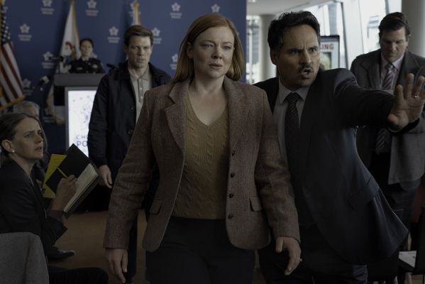 Рецензия на сериал «Во всем виновата она» — запутанный триллер о главном родительском кошмаре