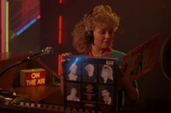 Что посмотреть? Карина Назарова советует «Ночь кометы» — новогоднюю фантастику из 1980-х