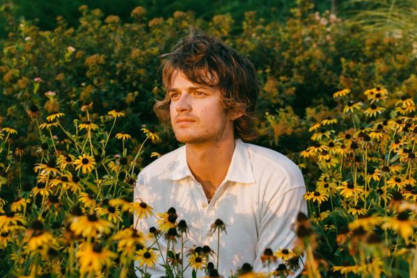 Тайная жизнь Джо Кири — Стива из «Очень странных дел», звезды инди-кино и «Тик-Тока»