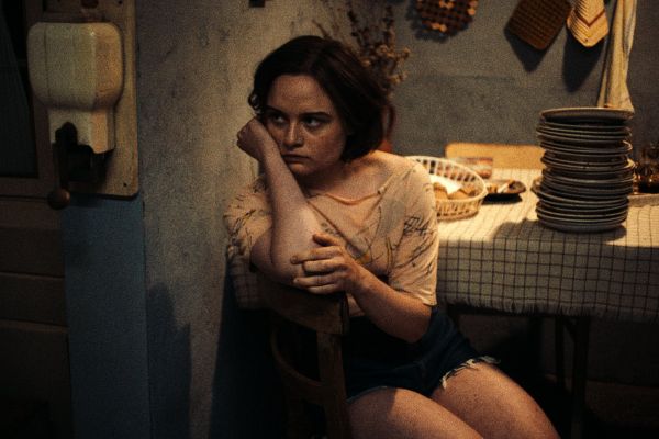 Рецензия на фильм «Звук падения»: жизнь маленьких женщин в большом XX веке 