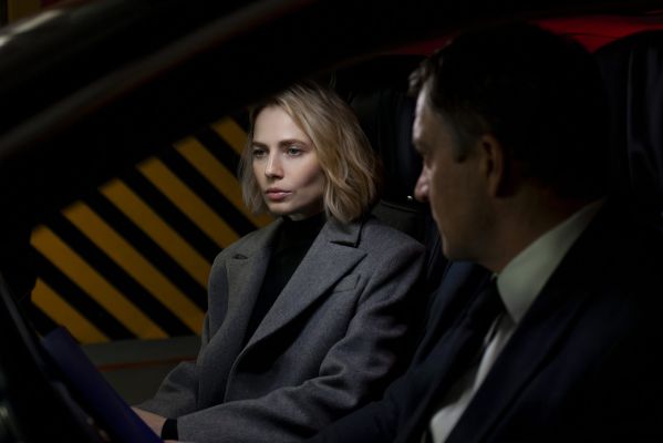 Рецензия на «Золотое дно»: стоит ли смотреть второй сезон сериала о войне за капитал?