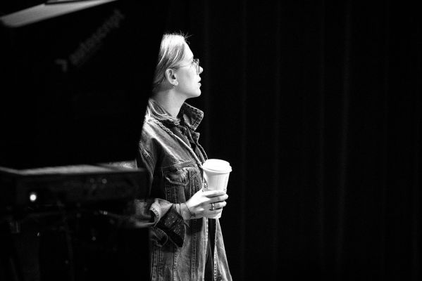 8 известных актеров, дебютировавших в режиссуре в 2025 году