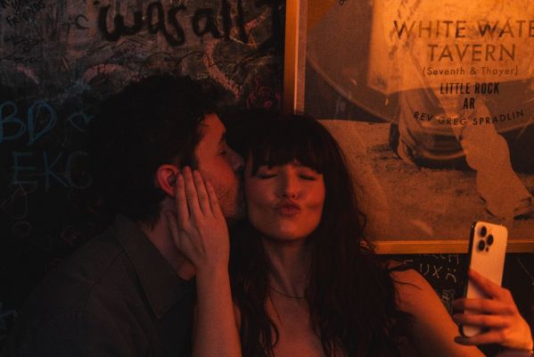 Новые фильмы, которые уже можно посмотреть онлайн