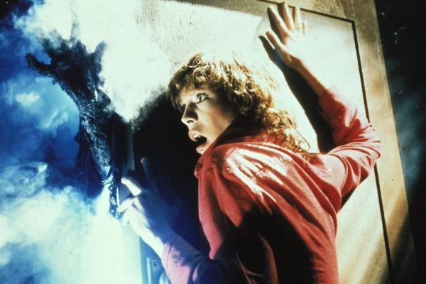 «Туман» окутал не только Сайлент-Хилл, но и Антонио Бэй: как хоррор Джона Карпентера пугает до сих пор?