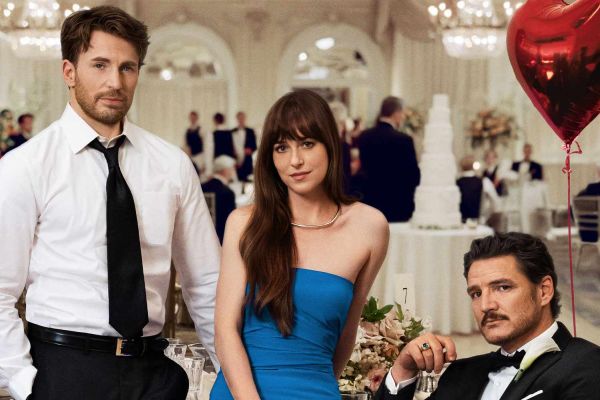 Что смотреть в кино на этой неделе: «Материалистка» и «Школа мистера Пингвина»